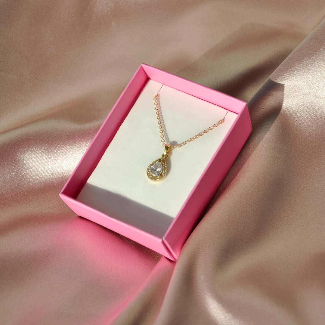 parlak su damlasi kolye 1 parlak su damlasi kolye 1